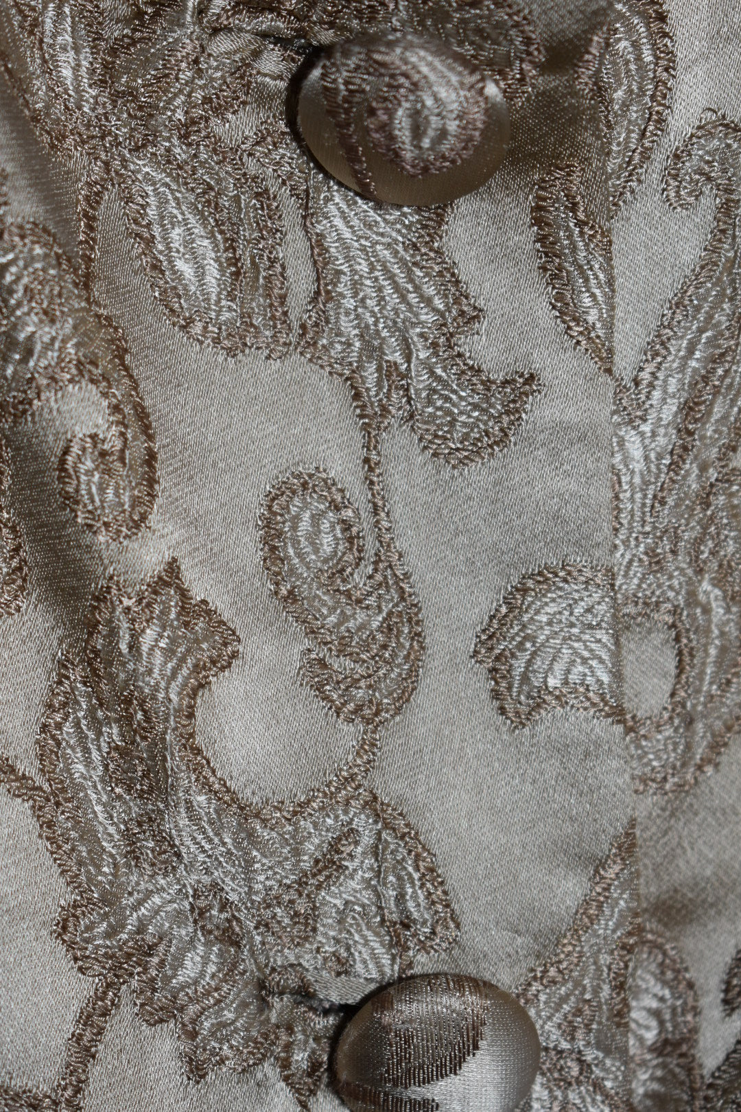 Vintage 1960s Champagne Silk Jacquard Sleeveless Top