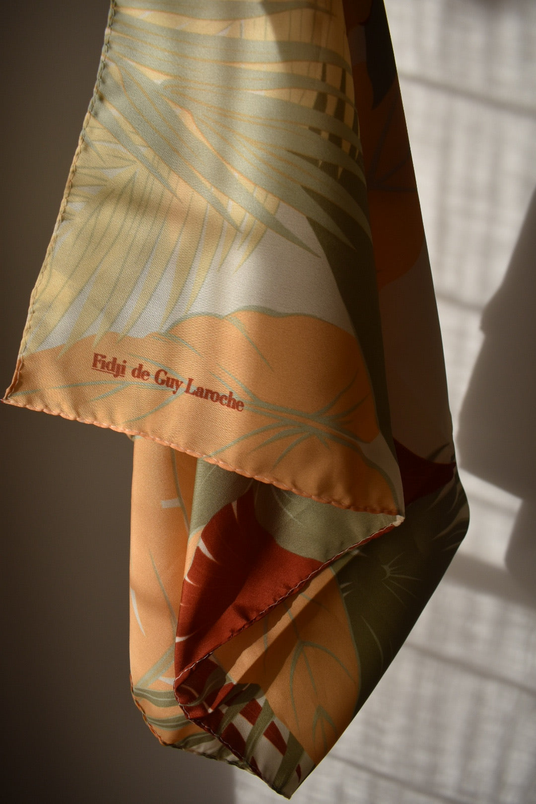 Vintage Fidji de Guy Laroche Printed Scarf
