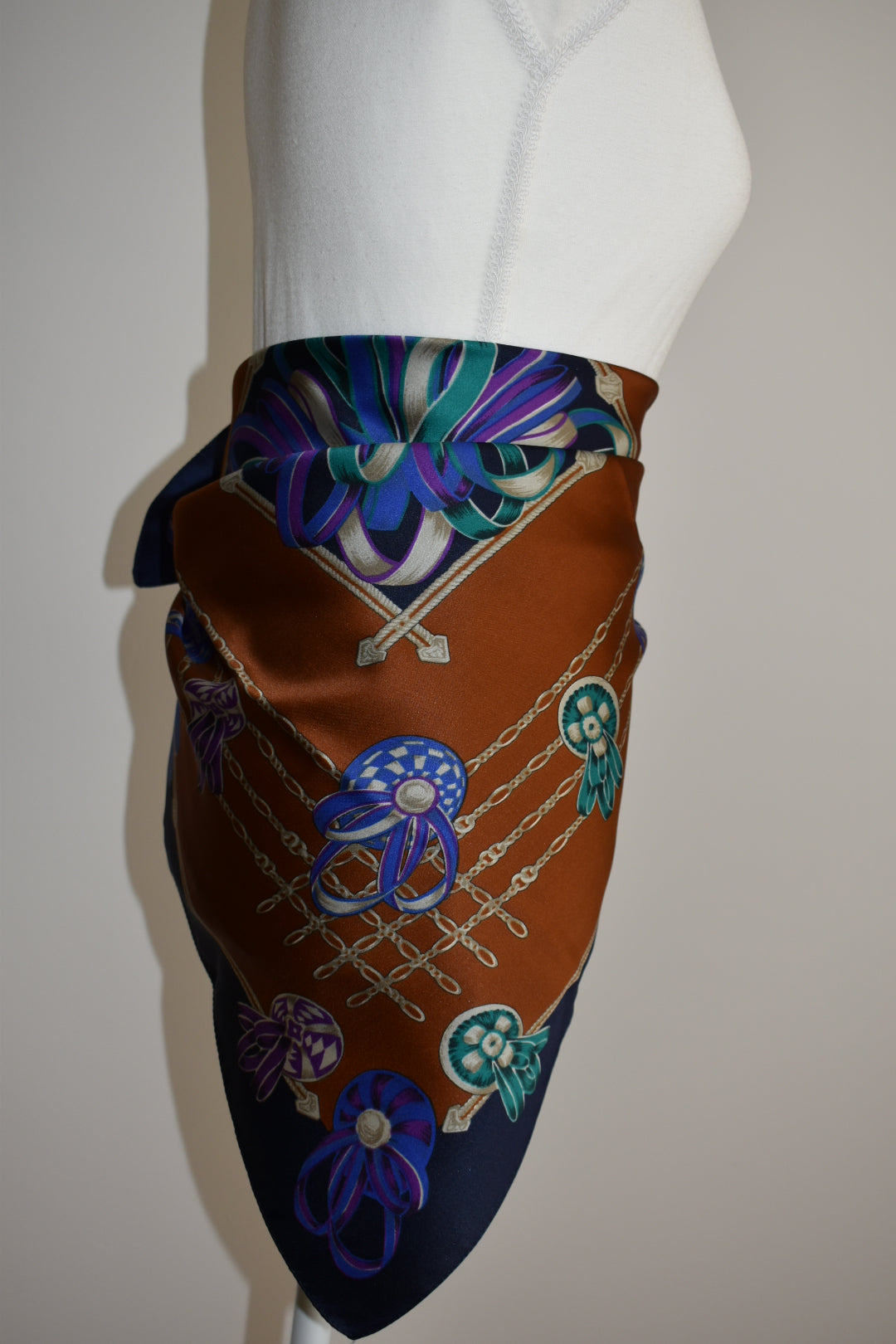 Vintage 1980s Italian Jewel Print Scarf