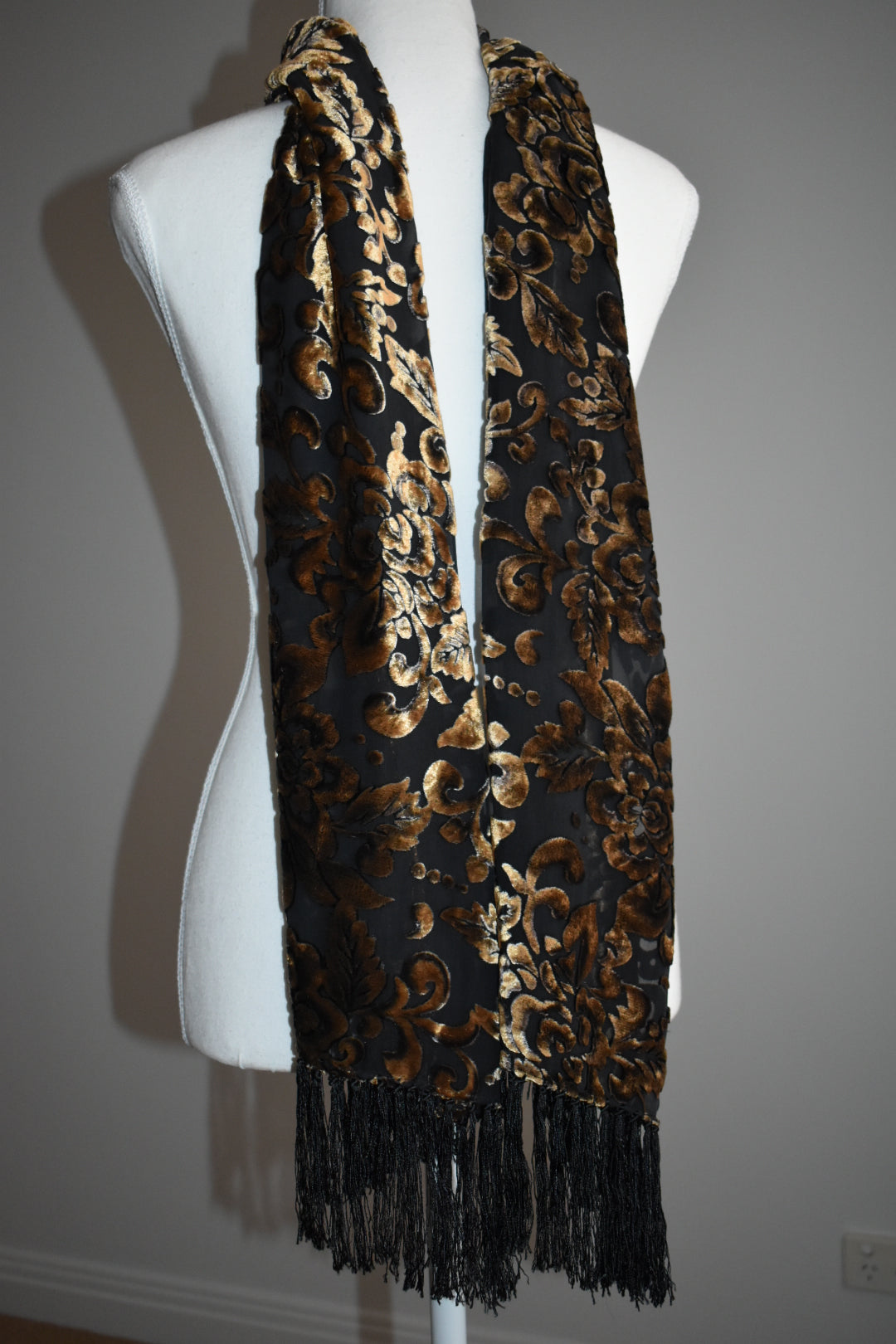 Vintage Burnout Velvet Fringe Evening Scarf