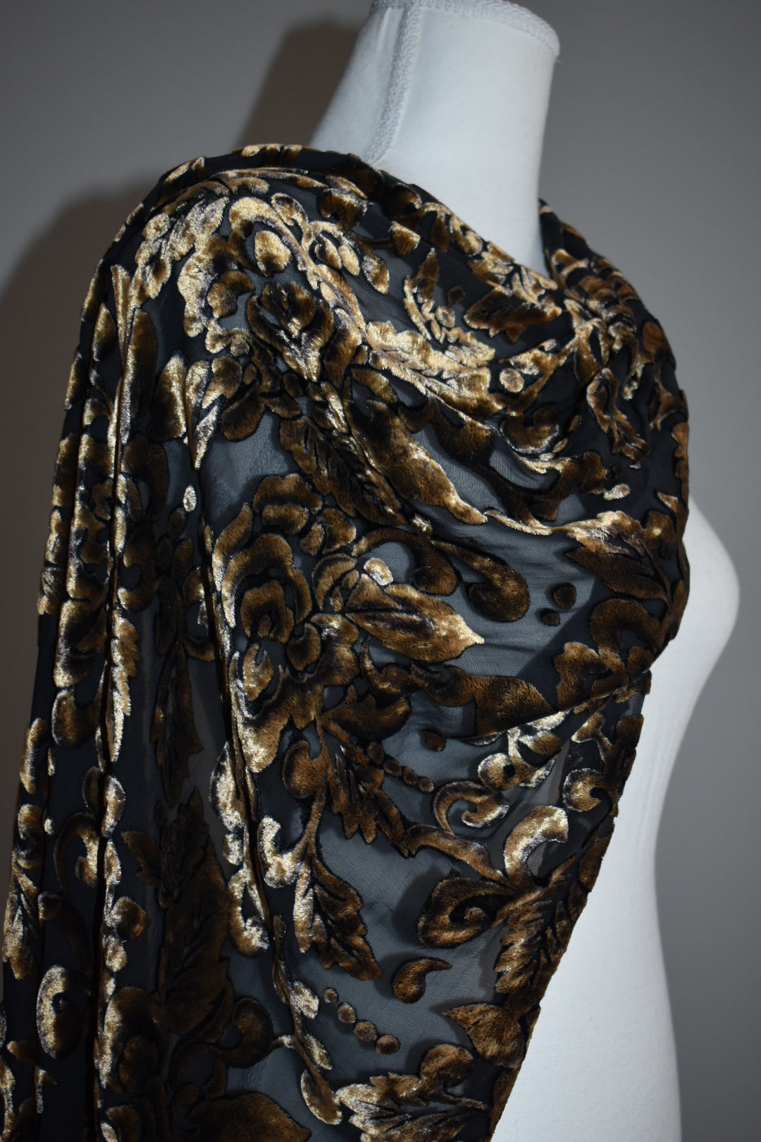Vintage Burnout Velvet Fringe Evening Scarf