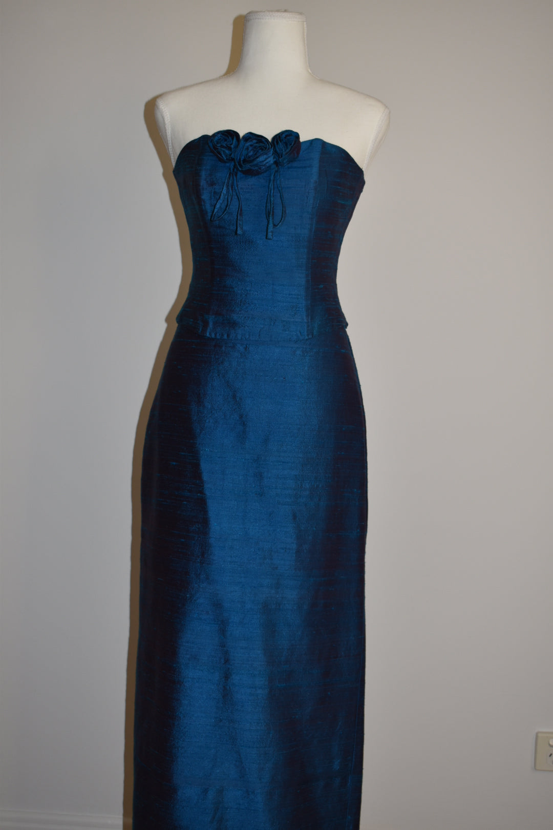 Vintage Ruth Tarvydas Y2K Sapphire Raw Silk Two-Piece Set