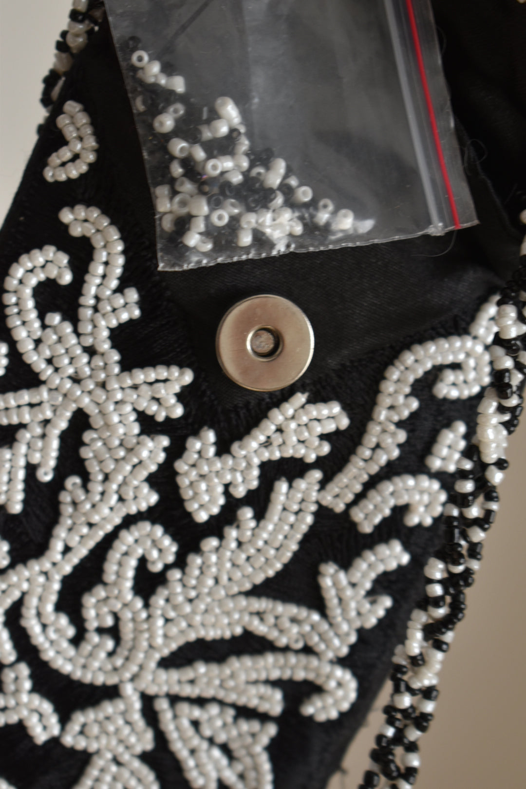 Vintage Wayne M. Kleski Beaded Pouch